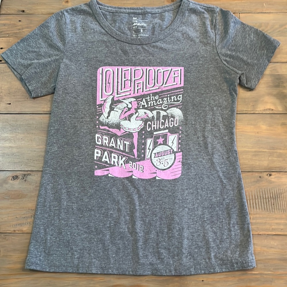 Gray Gap Lollapalooza Chicago 2012 shirt size small
